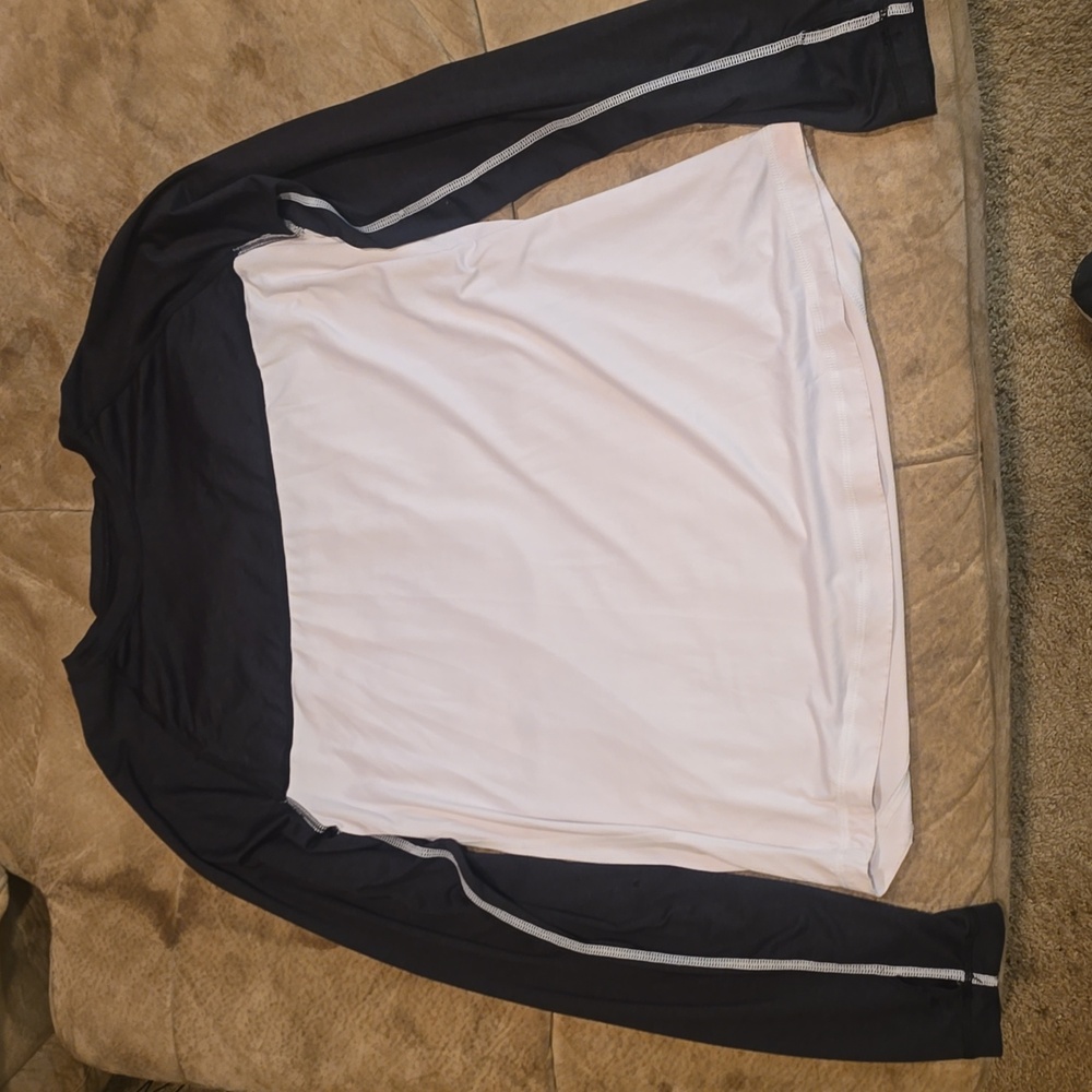 American Eagle Tee